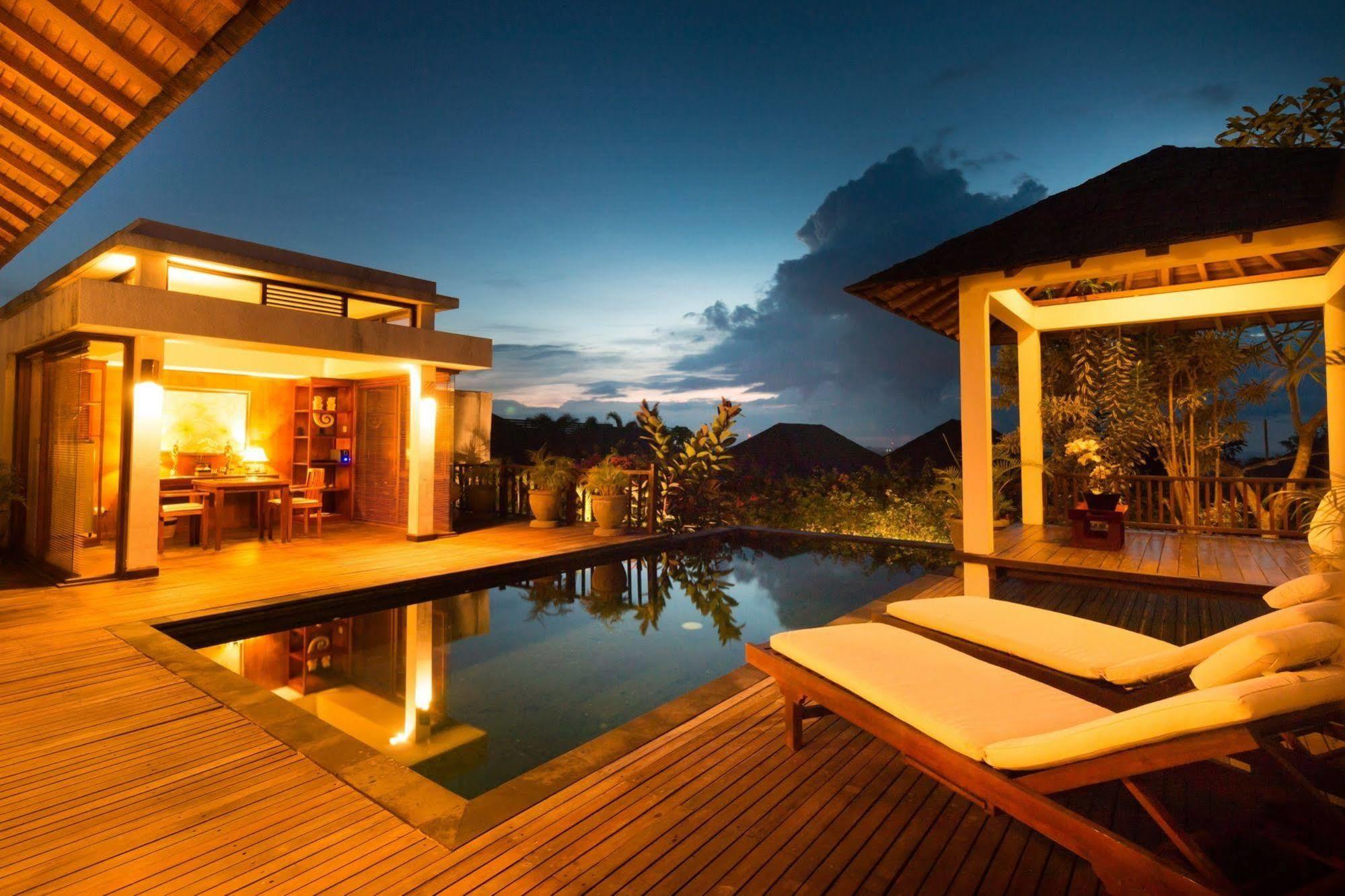 Airis Luxury Villas And Spa Uluwatu Εξωτερικό φωτογραφία